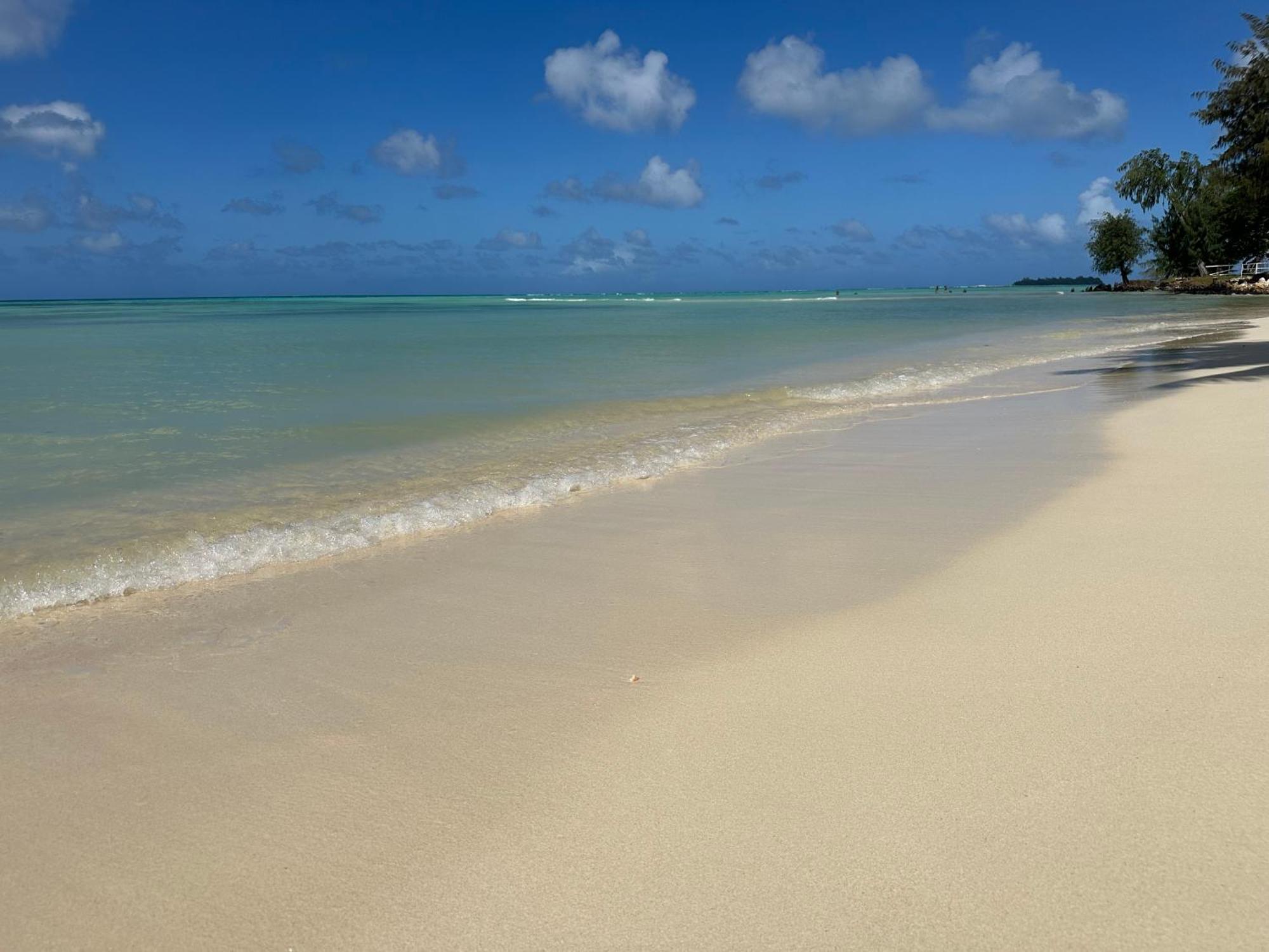 Marianas Beach Resort Saipan Esterno foto